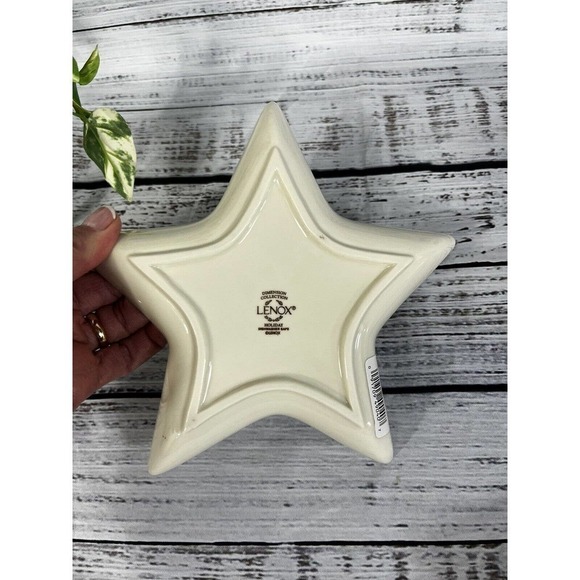 Lenox Holiday Dimension Collection Star Candy Dish Christmas Holly Berries - Picture 10 of 12